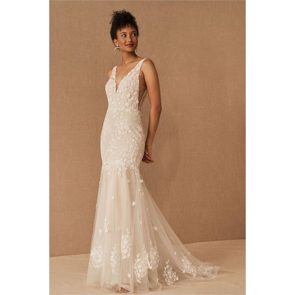 Willowby Dresses & Skirts - BHLDN Willowby Nikola Aliyah Wedding Gown Size 4 and 10 NEW